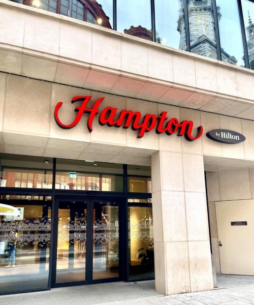Hampton by Hilton 2